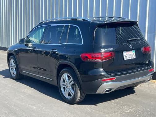 Midnight Black 2023 Mercedes-Benz GLB 250 Base