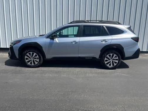 Ice Silver Metallic 2025 Subaru Outback Premium