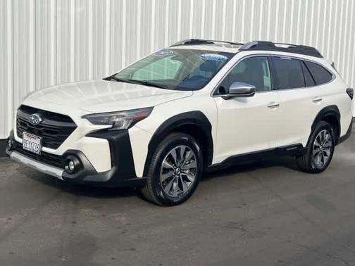 2023 Subaru Outback Touring XT