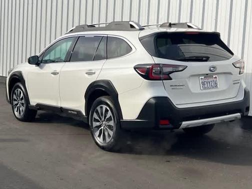 2023 Subaru Outback Touring XT