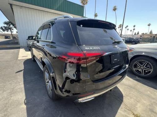 Black 2026 Mercedes-Benz GLE 450 4MATIC