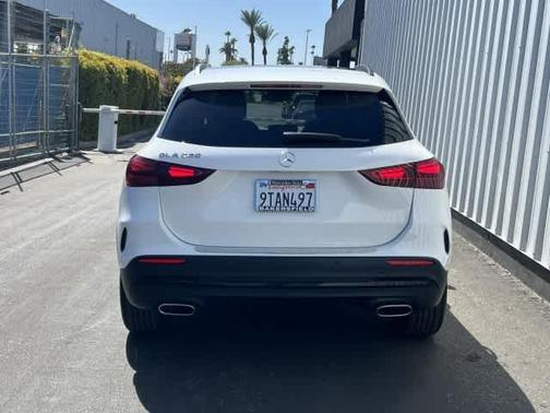 2025 Mercedes-Benz GLA 250 Base
