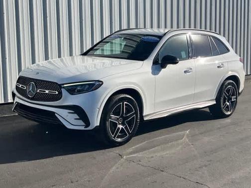 Polar White 2025 Mercedes-Benz GLC 300 Base 4MATIC