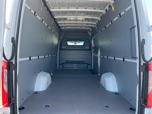 2025 Mercedes-Benz Sprinter 2500