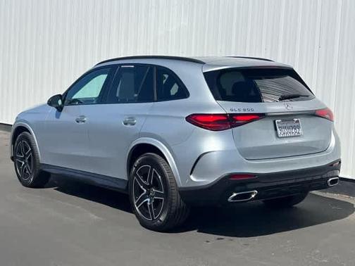 2025 Mercedes-Benz GLC 300 Base