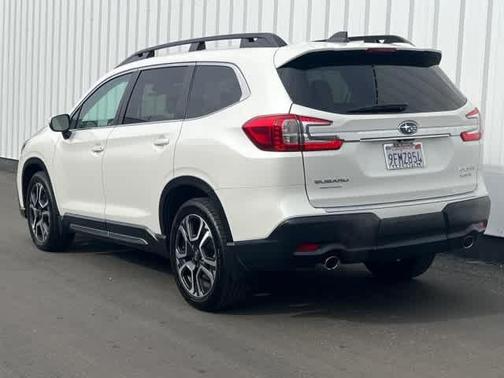 2023 Subaru Ascent Limited 8-Passenger