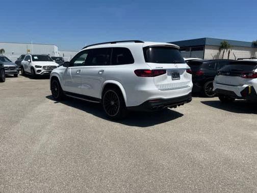 2025 Mercedes-Benz AMG GLS 63 Base