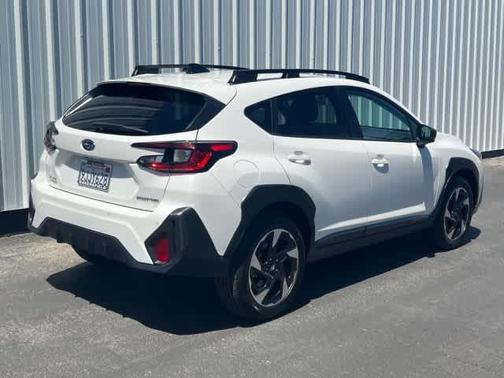 Crystal White Pearl 2024 Subaru Crosstrek Limited