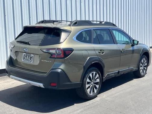 Autumn Green Metallic 2024 Subaru Outback Limited