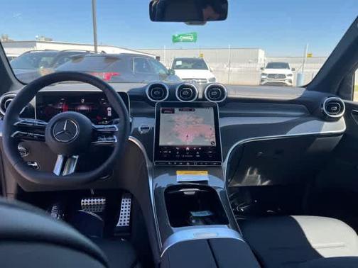 2025 Mercedes-Benz GLC 350e Base 4MATIC