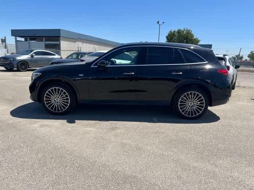 2025 Mercedes-Benz GLC 350e Base 4MATIC