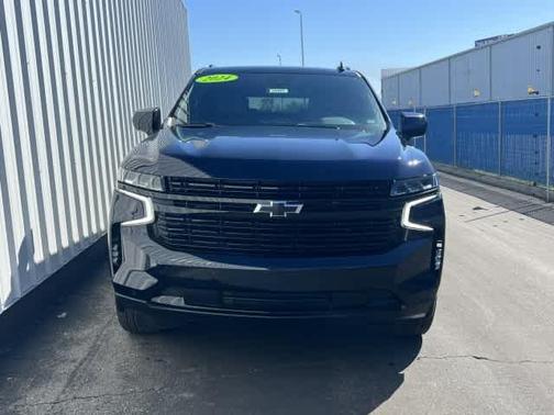 2024 Chevrolet Suburban RST