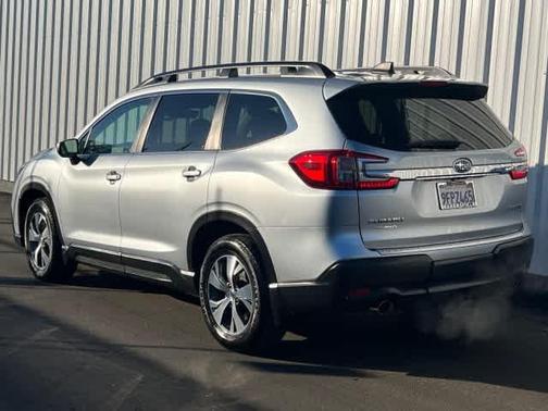 2023 Subaru Ascent Premium 8-Passenger