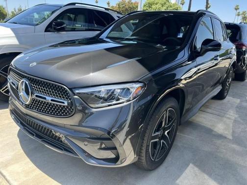 Graphite Gray Metallic 2026 Mercedes-Benz GLC 300 Base