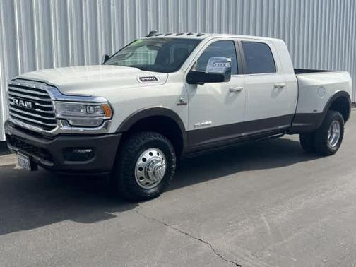 Pearl White 2024 RAM 3500 Longhorn