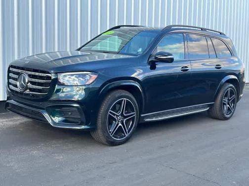 2025 Mercedes-Benz GLS 450 4MATIC