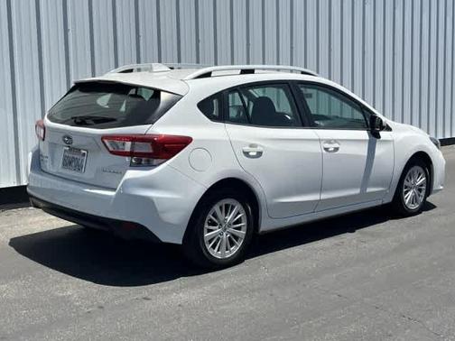 2018 Subaru Impreza 2.0i Premium