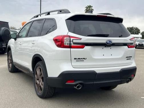 2025 Subaru Ascent Limited Bronze Edition