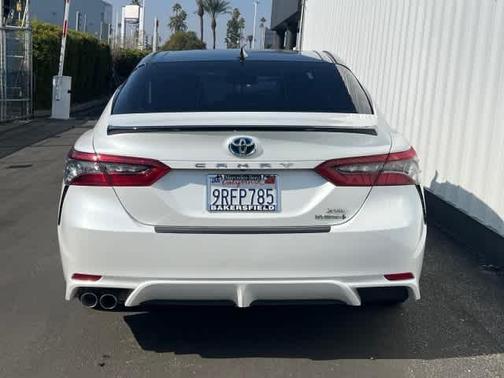 2022 Toyota Camry Hybrid XSE