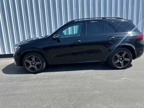 2025 Mercedes-Benz GLE 450 4MATIC