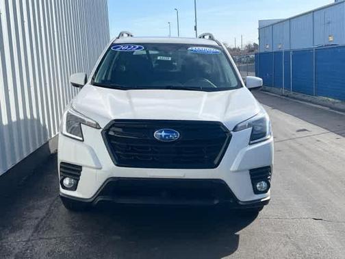 2022 Subaru Forester Premium