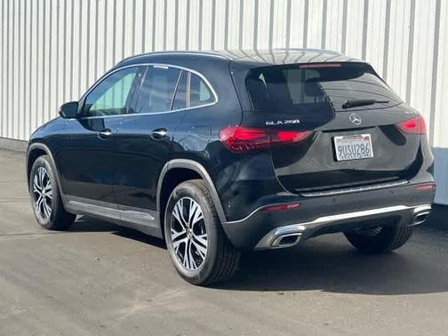2025 Mercedes-Benz GLA 250 Base 4MATIC