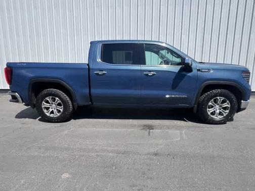 Metallic 2024 GMC Sierra 1500 SLT