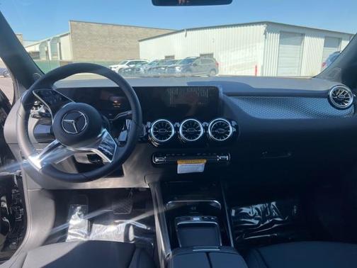 2025 Mercedes-Benz GLA 250 Base