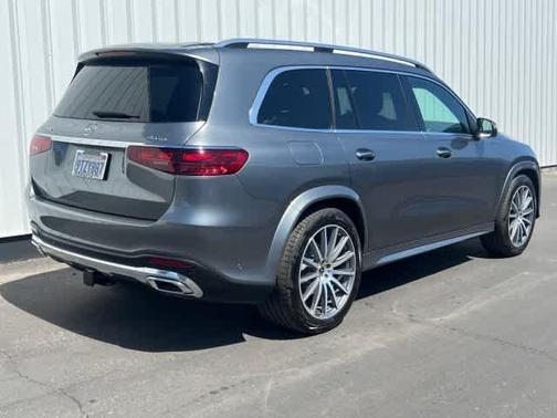 2025 Mercedes-Benz GLS 450 4MATIC
