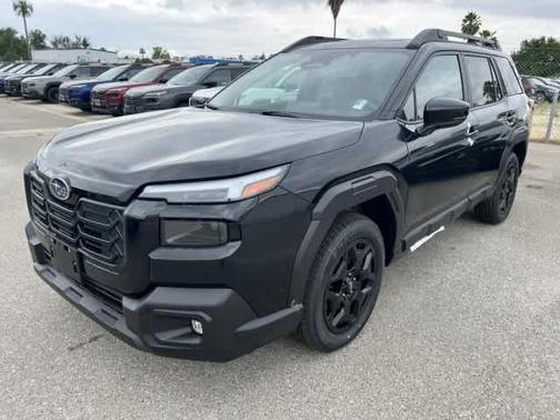 Crystal Black Silica 2026 Subaru Outback Limited