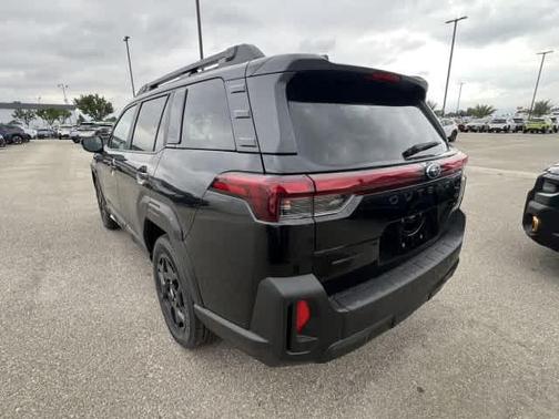 Crystal Black Silica 2026 Subaru Outback Limited