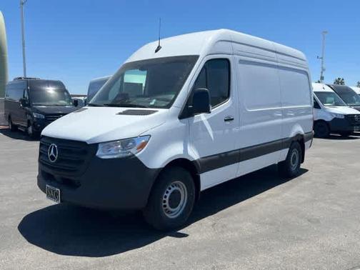 2025 Mercedes-Benz Sprinter 2500