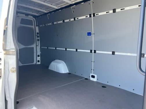 Arctic White 2026 Mercedes-Benz Sprinter 2500