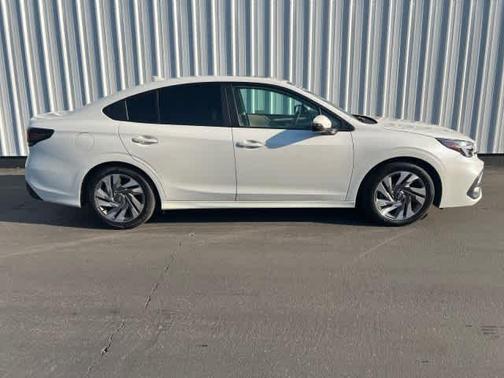 2024 Subaru Legacy 