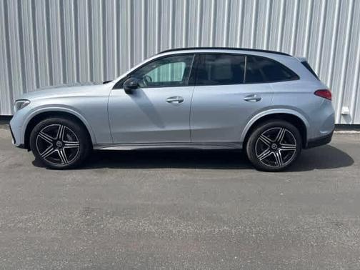 2025 Mercedes-Benz GLC 300 Base 4MATIC
