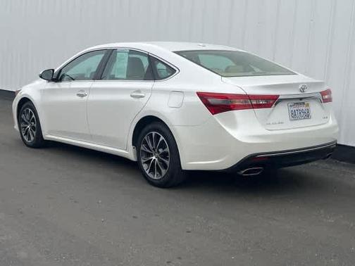 2018 Toyota Avalon XLE Premium