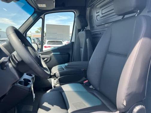 2026 Mercedes-Benz Sprinter 2500 