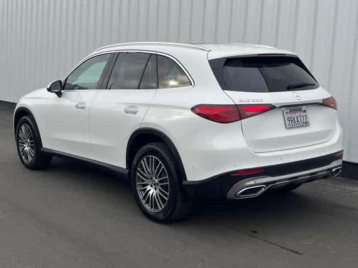 2026 Mercedes-Benz GLC 300 Base