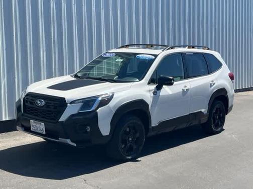 Crystal White Pearl 2023 Subaru Forester Wilderness