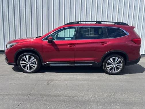 Crimson Red Pearl 2022 Subaru Ascent Limited 8-Passenger