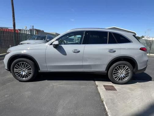 Alpine Gray 2026 Mercedes-Benz GLC 300 Base
