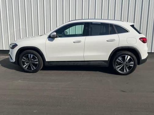 2025 Mercedes-Benz GLA 250 Base