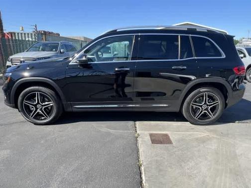 Midnight Black 2026 Mercedes-Benz GLB 250 Base 4MATIC