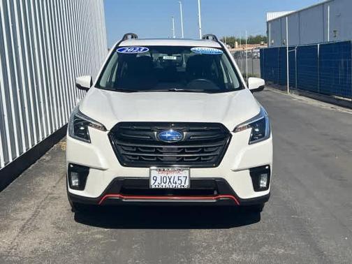 Crystal White Pearl 2023 Subaru Forester Sport