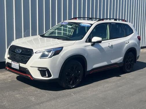 Crystal White Pearl 2023 Subaru Forester Sport