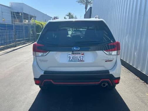 Crystal White Pearl 2023 Subaru Forester Sport