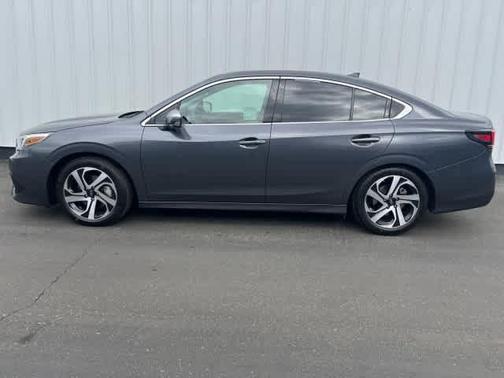 2022 Subaru Legacy Touring XT