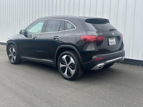 2025 Mercedes-Benz GLA 250 Base