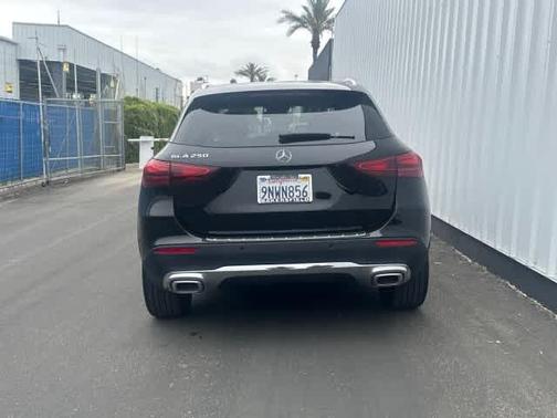 2025 Mercedes-Benz GLA 250 Base