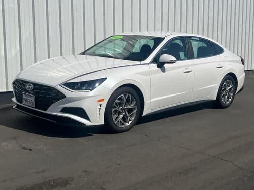 2022 Hyundai SONATA SEL